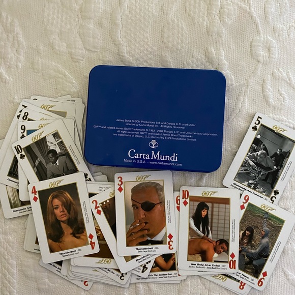 JAMES BOND PLAYING CARDS - Picture 2 of 4